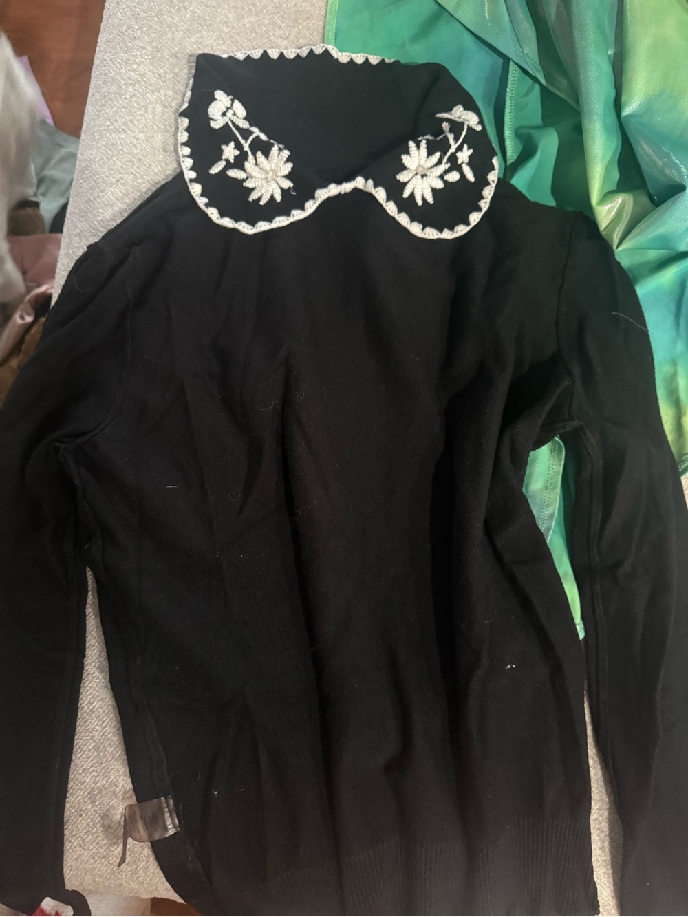 Black Women's Sweater Top with White Embroidered Peter Pan Collar